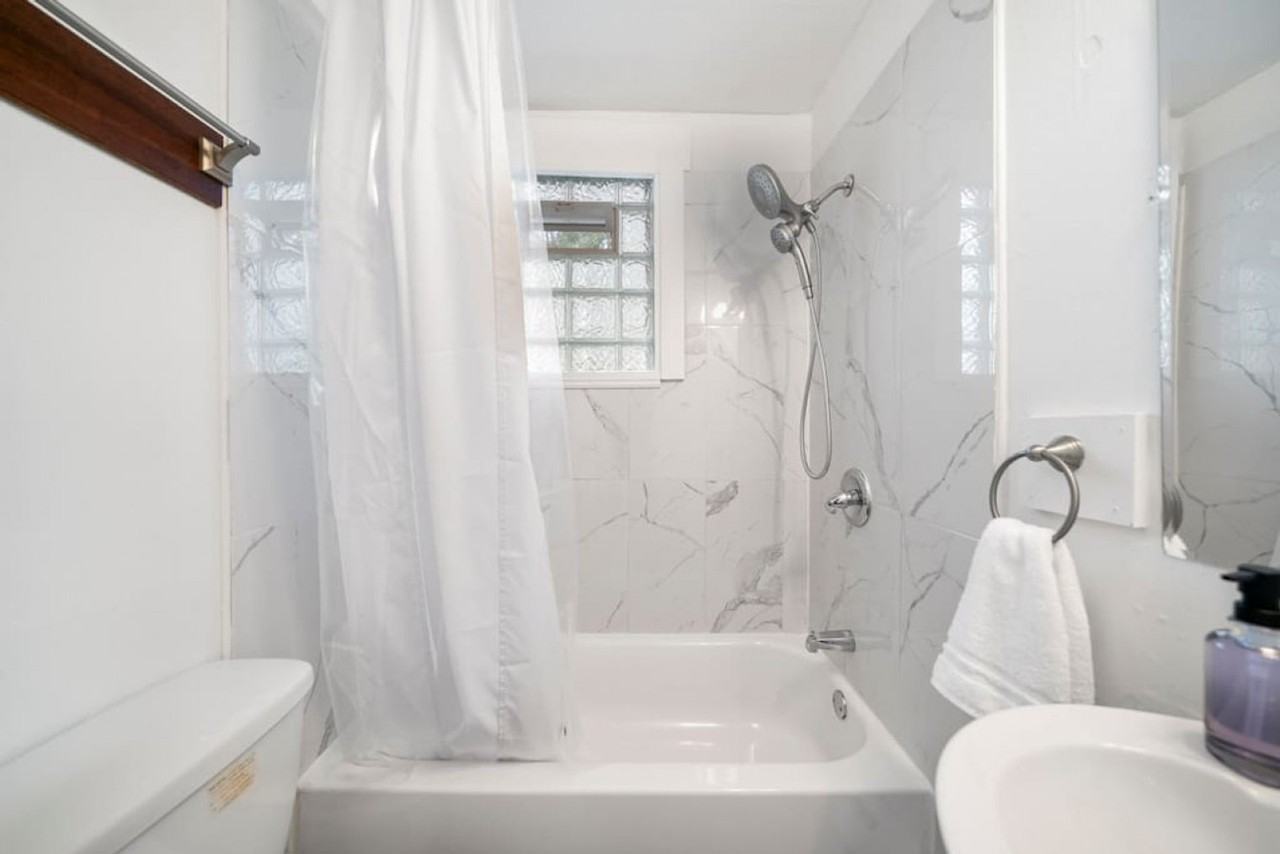 242 Mccormick Pl #1056116P - Photo 5 of 16