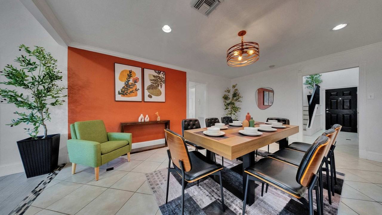 3603 Zoch Ln #1429784P - Photo 4 of 39