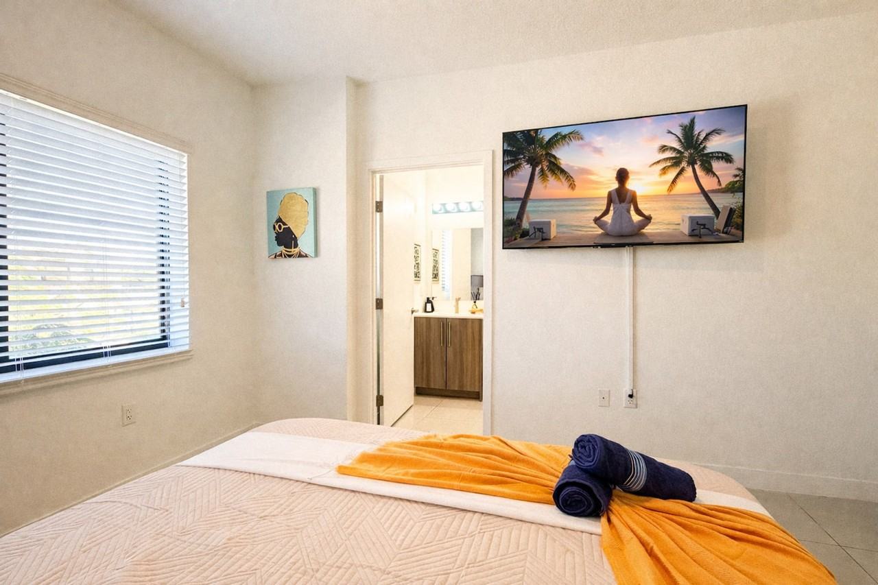 1163 Nw 2nd St #1463285P - Photo 4 of 43