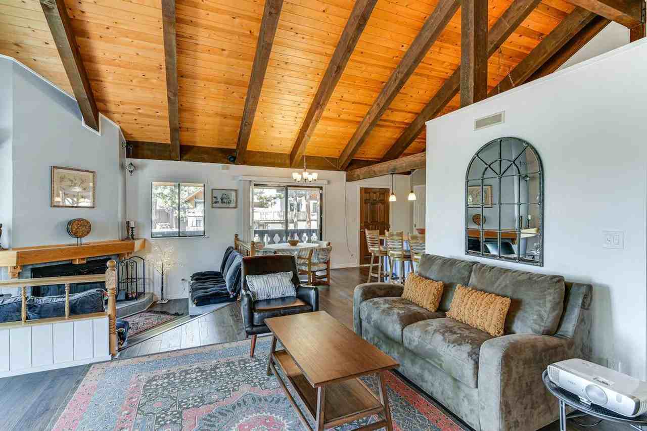 1286 Timber Ln #1383687P - Photo 5 of 31