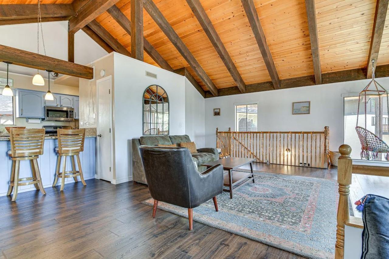 1286 Timber Ln #1383687P - Photo 6 of 31