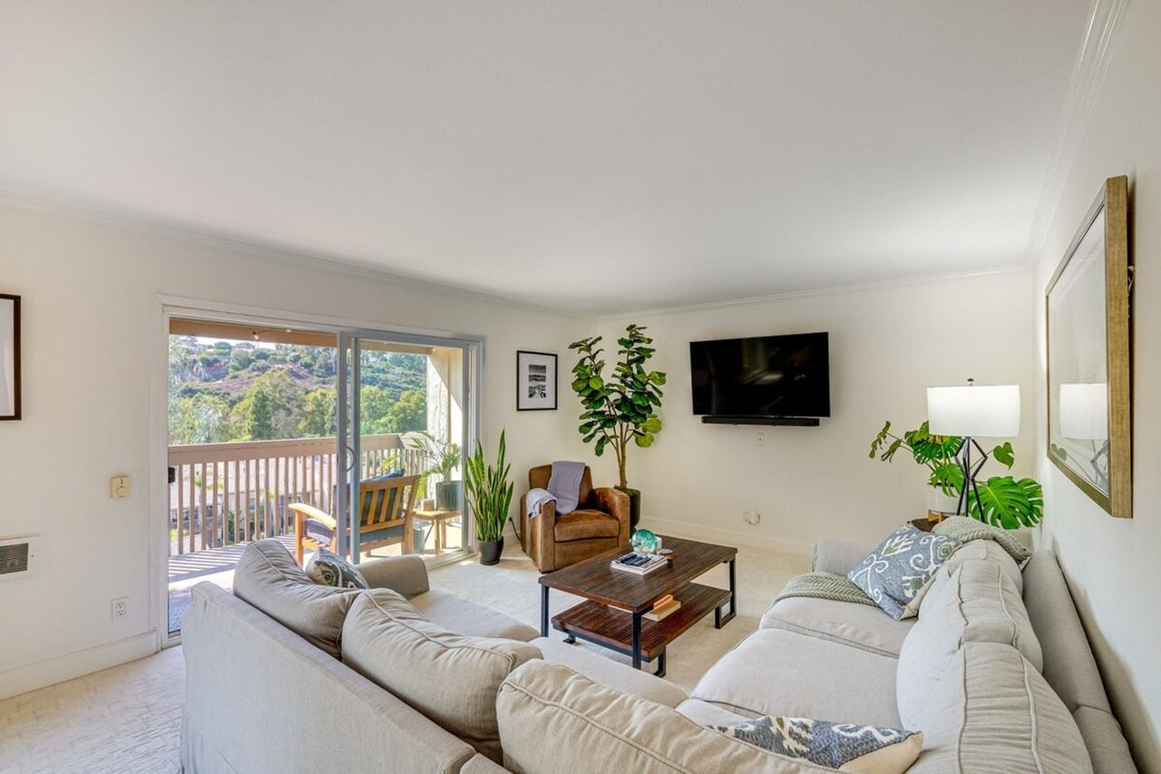 8540 Via Mallorca #1308078P - Photo 5 of 24