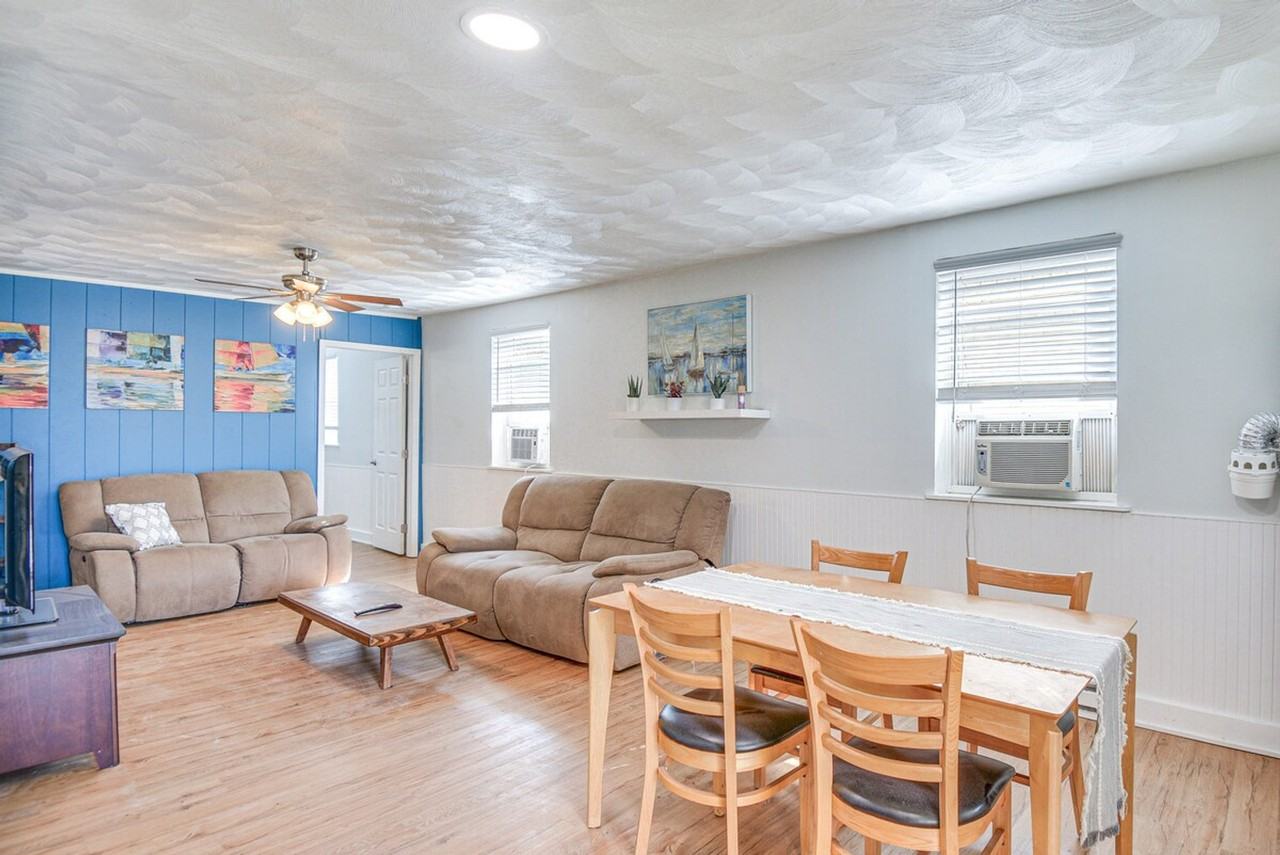 9666 Rallston St #1386270P - Photo 7 of 24