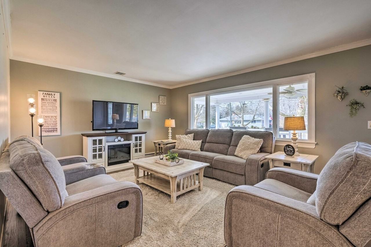 500 Blossom Bnd #1300417P - Photo 2 of 31