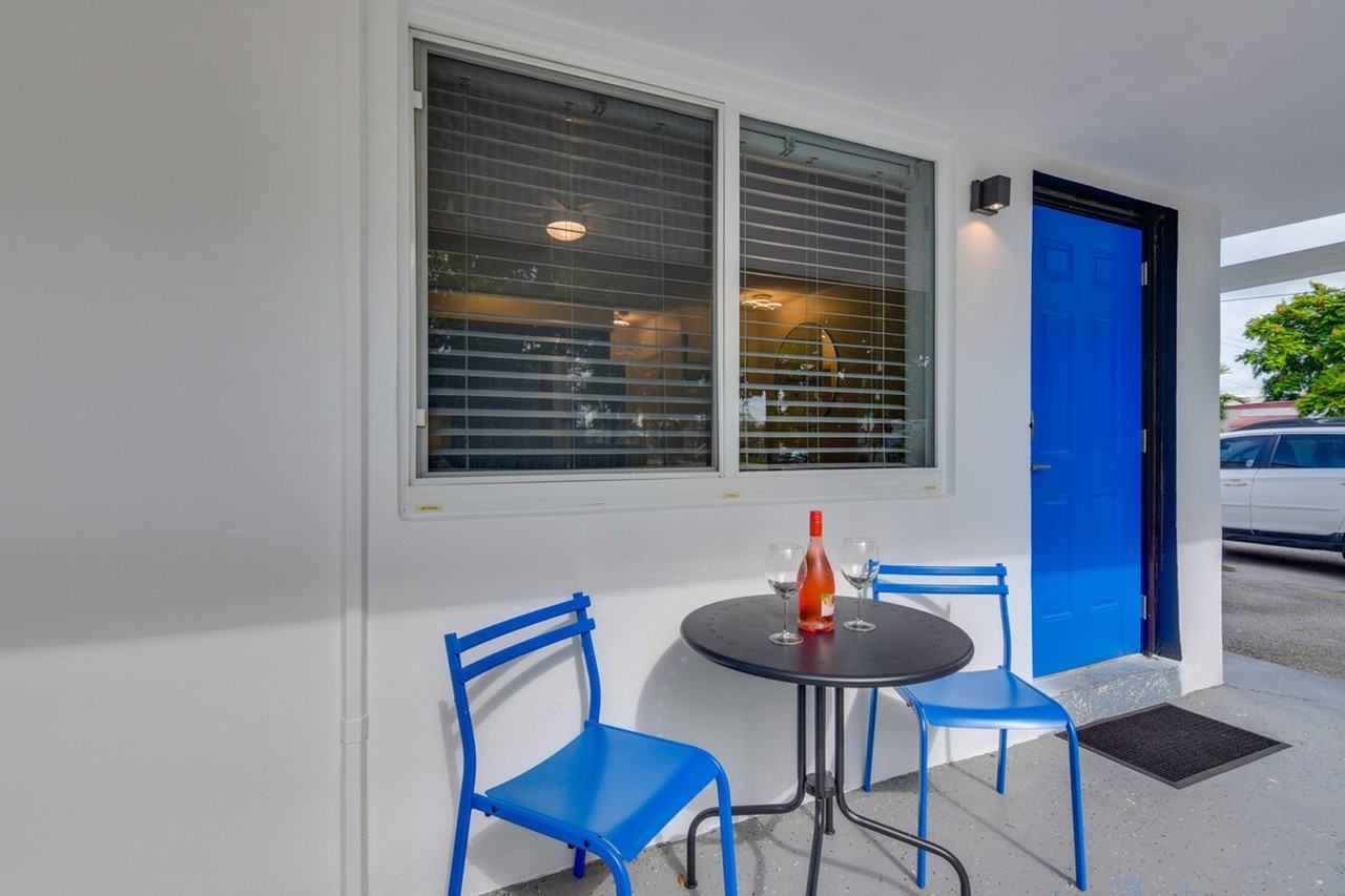 412 Ne 4th Ave #1306995P - Photo 3 of 24