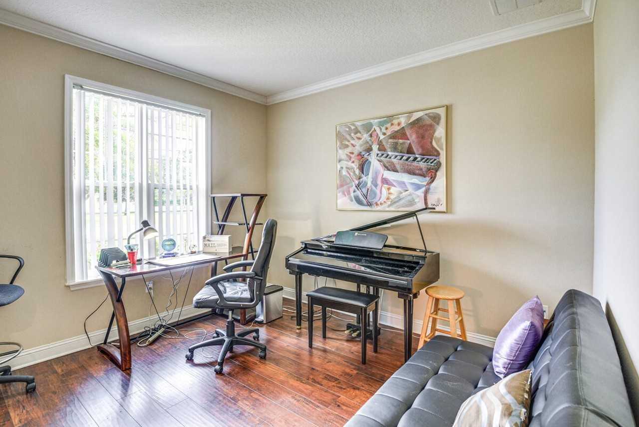 1 Slate Blue Pl #1385627P - Photo 6 of 29