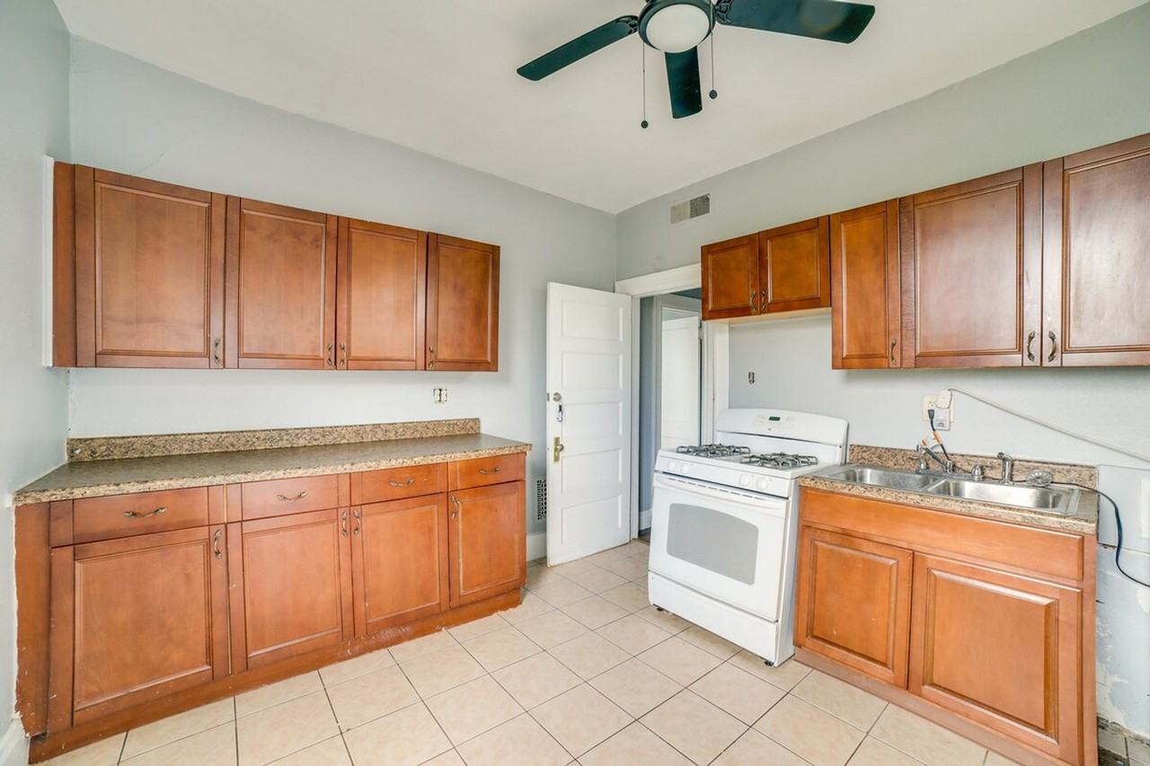 5112 Towers Ter #1386064P - Photo 7 of 25