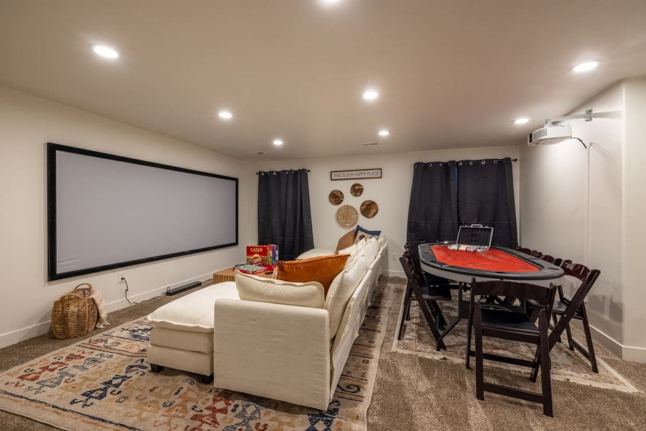 1157 E Sego Lily Dr #1460852P - Photo 2 of 50