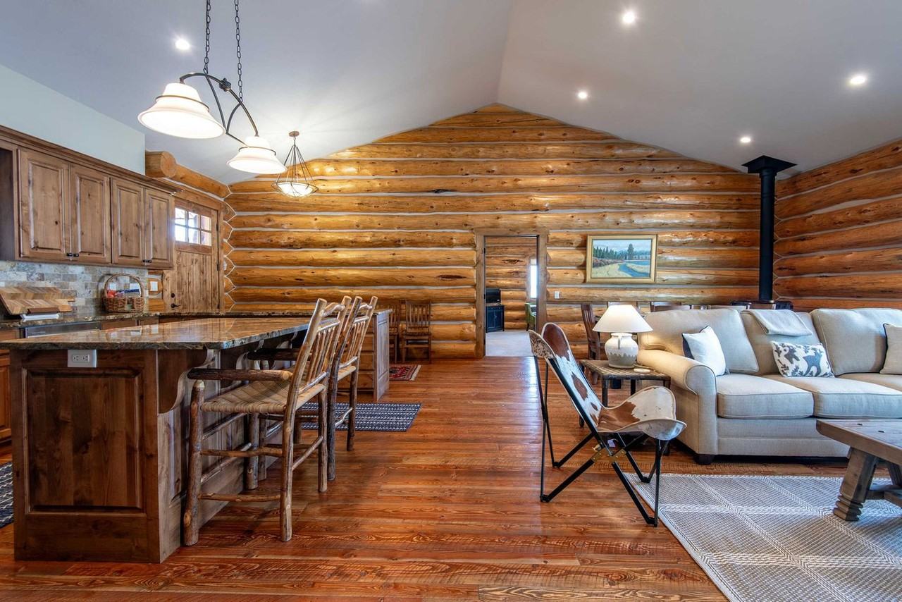 1330 Larsen Ln #1466388P - Photo 3 of 50