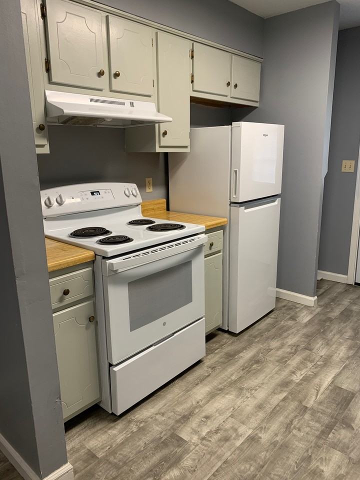 103 Hines Blvd #C - Photo 5 of 16