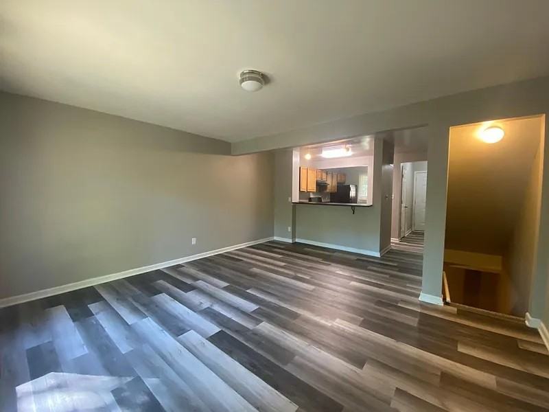 1009 W Cascade Ave - Photo 6 of 15