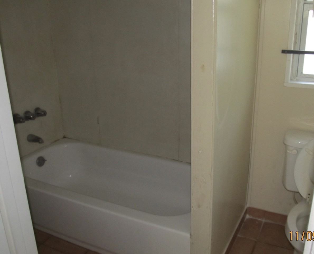 1817 Mcmillan St - Photo 7 of 8