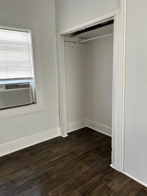 733 Herget Ave - Photo 2 of 7