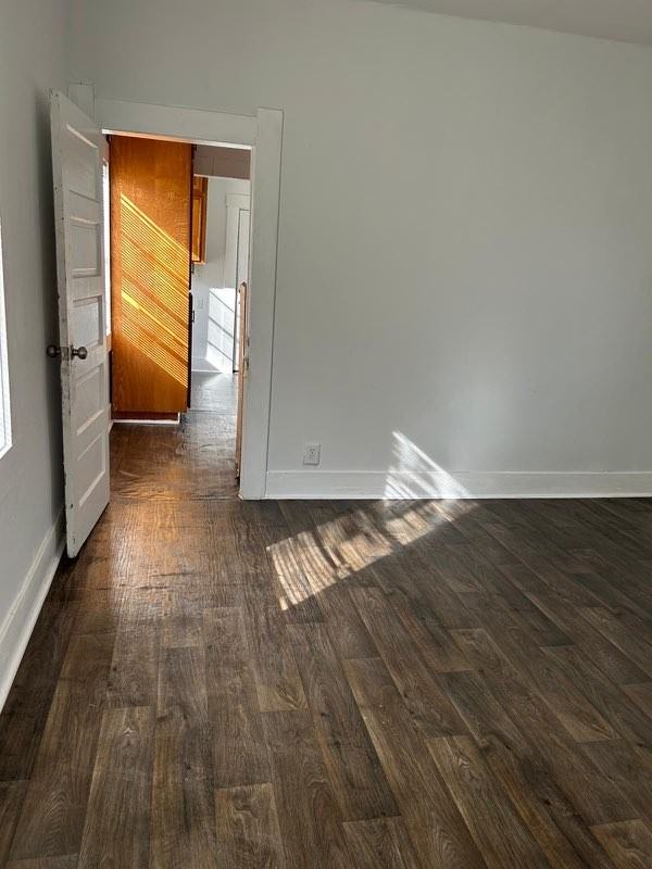 733 Herget Ave - Photo 3 of 7