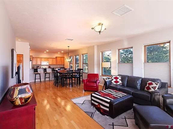 2855 Main Ave - Photo 2 of 22