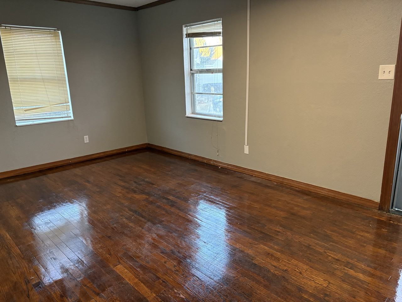 1421 E Lockheed Ct - Photo 4 of 28