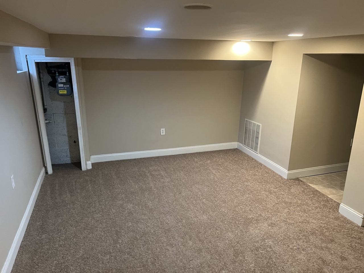 Random Rd - Photo 7 of 32