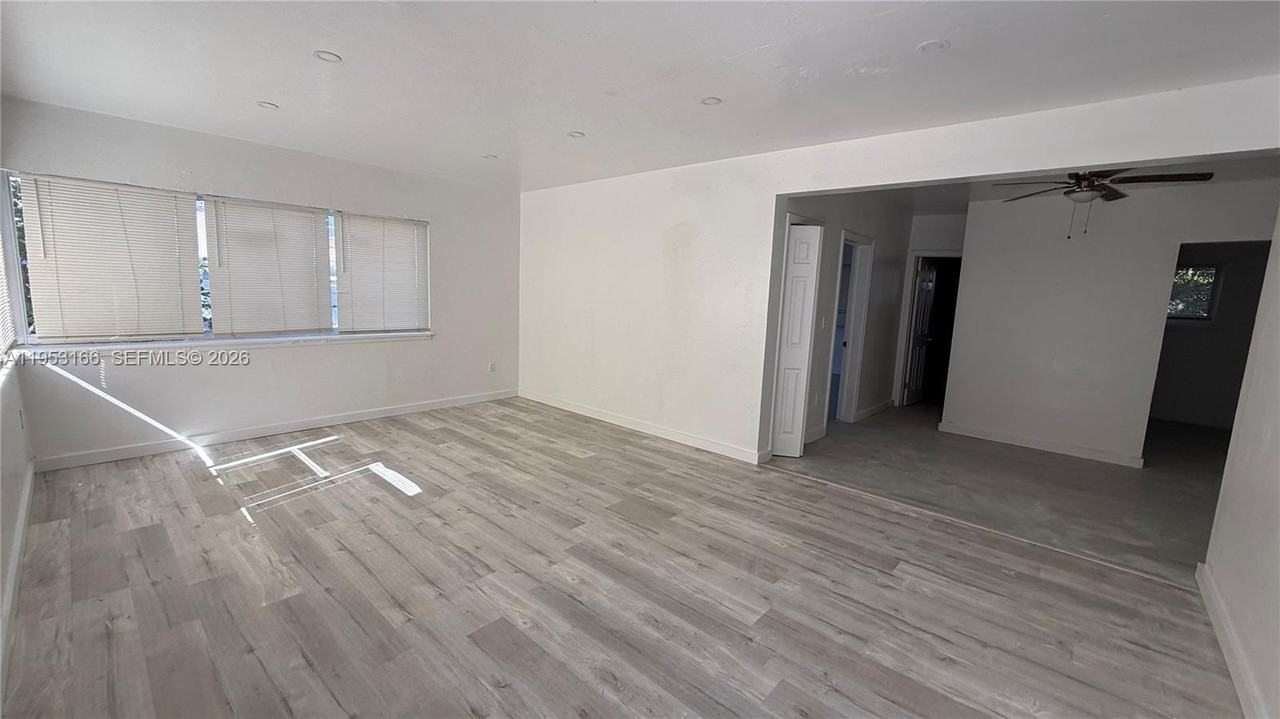 7600 Dickens Ave #4 - Photo 2 of 11