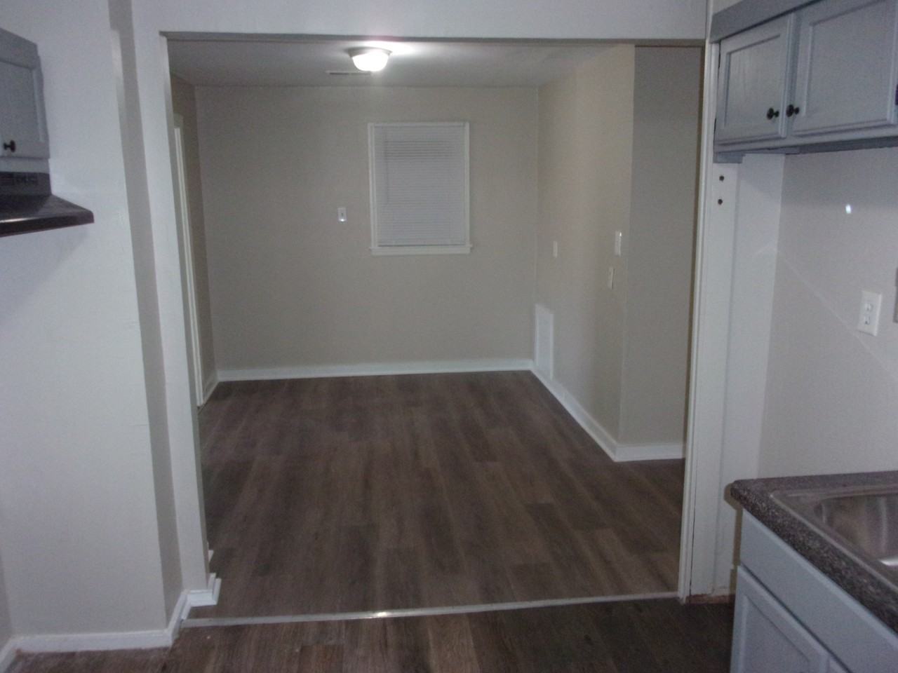 1290 N Mcneil St - Photo 5 of 10