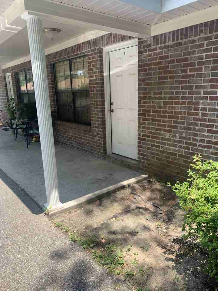 216 E Church St #8 - Photo 2 of 8