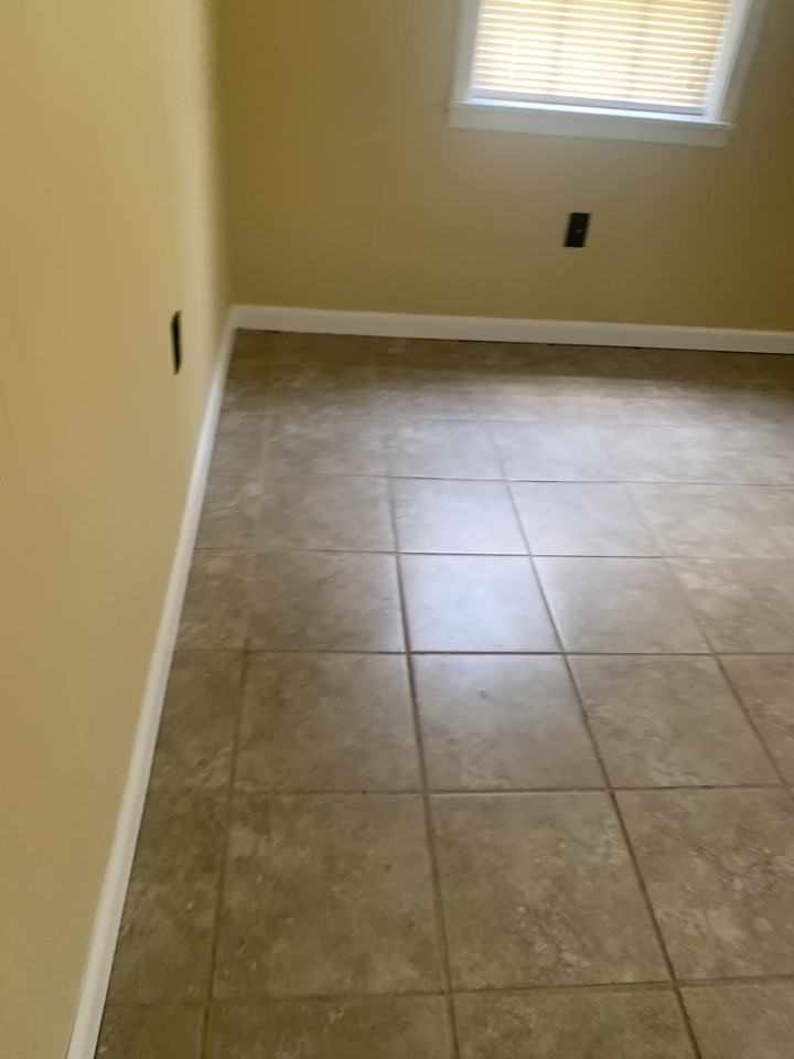 216 E Church St #8 - Photo 5 of 8