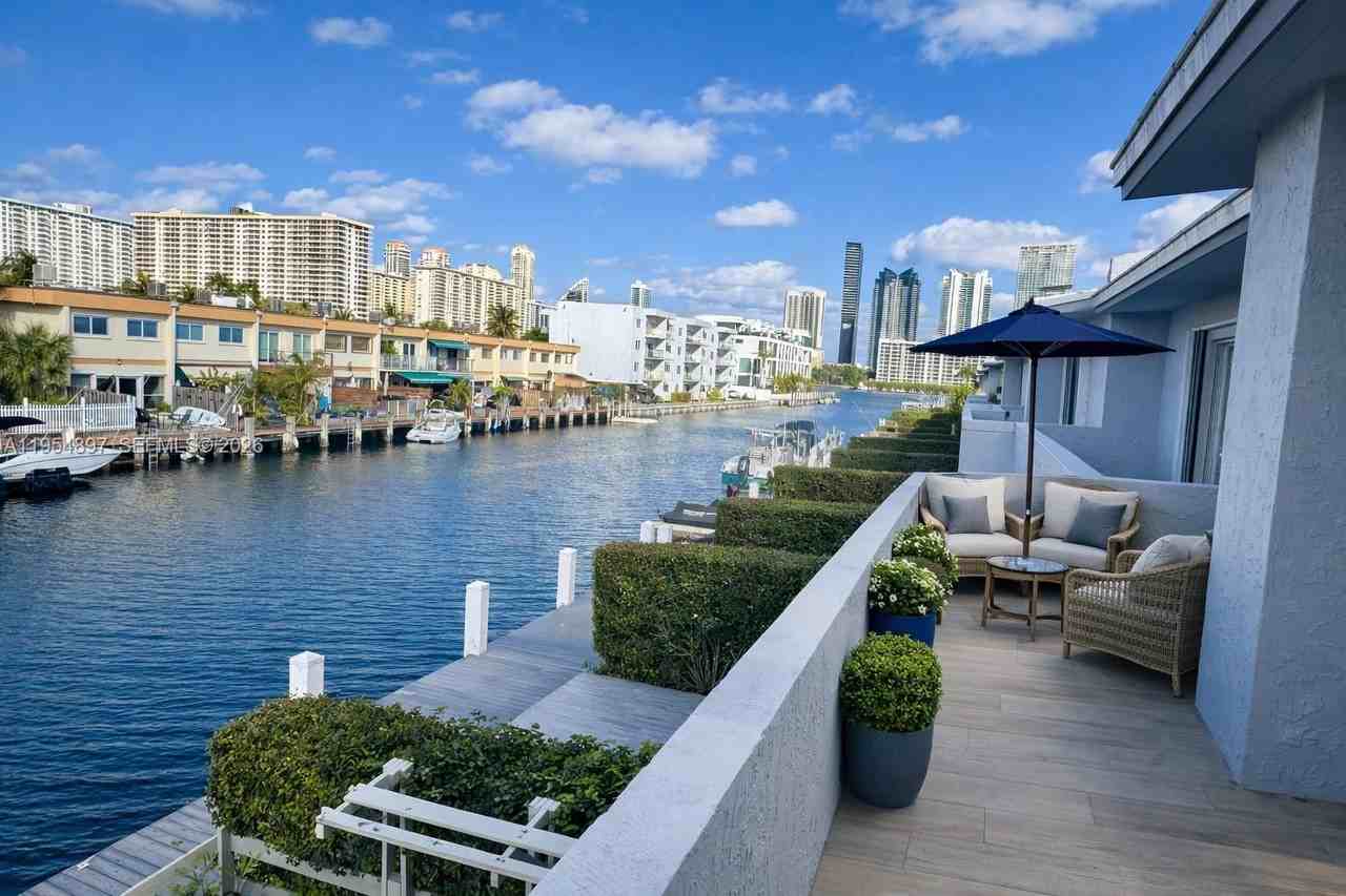 3807 Ne 166th St #2 - Photo 2 of 30