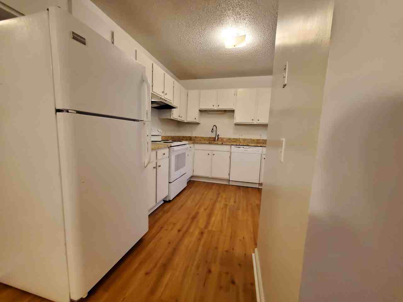 67 Harry Ave - Photo 5 of 10