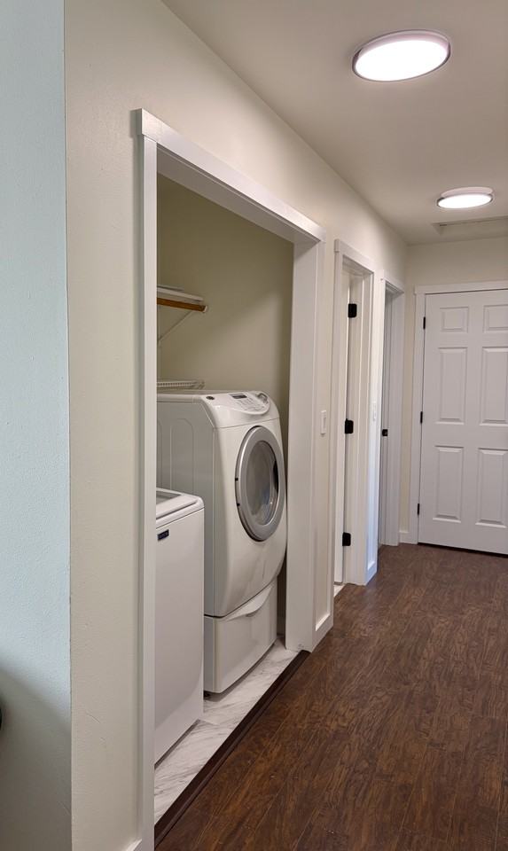 1714 Poplar St #C - Photo 6 of 17