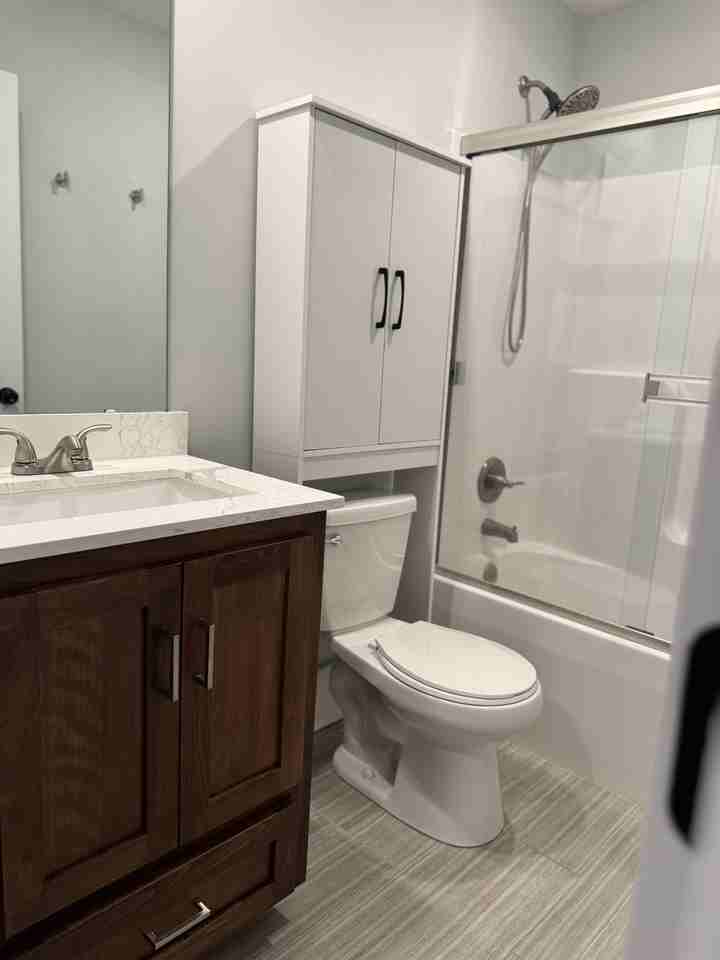 1205 Sw Locust St #A - Photo 7 of 24