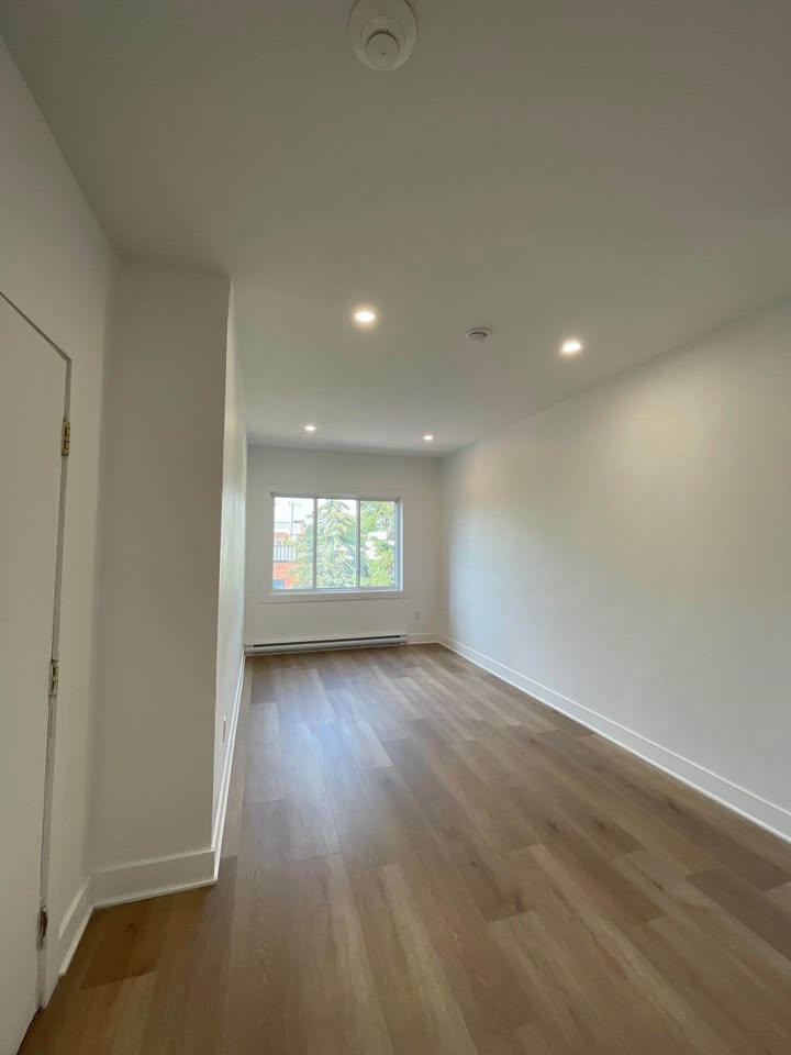 7246 Avenue Champagneur #4 - Photo 5 of 5