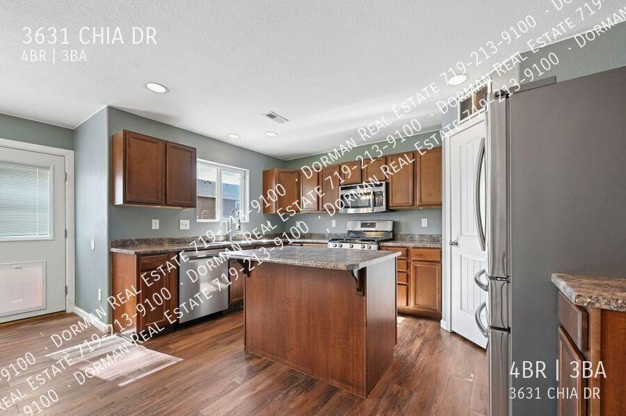 3631 Chia Dr - Photo 4 of 30