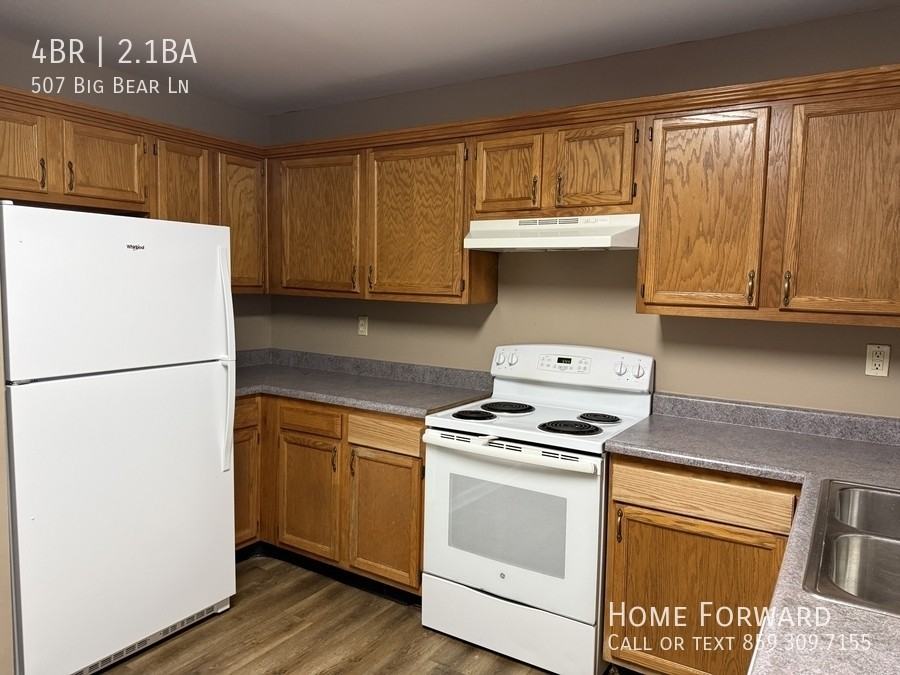 507 Big Bear Ln - Photo 3 of 5