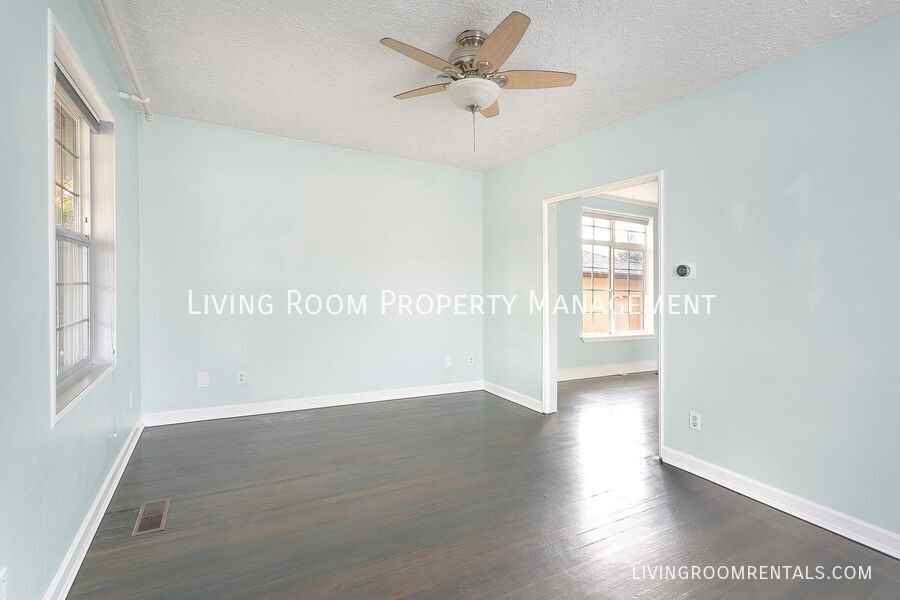 4503 Se 67th Ave - Photo 4 of 15