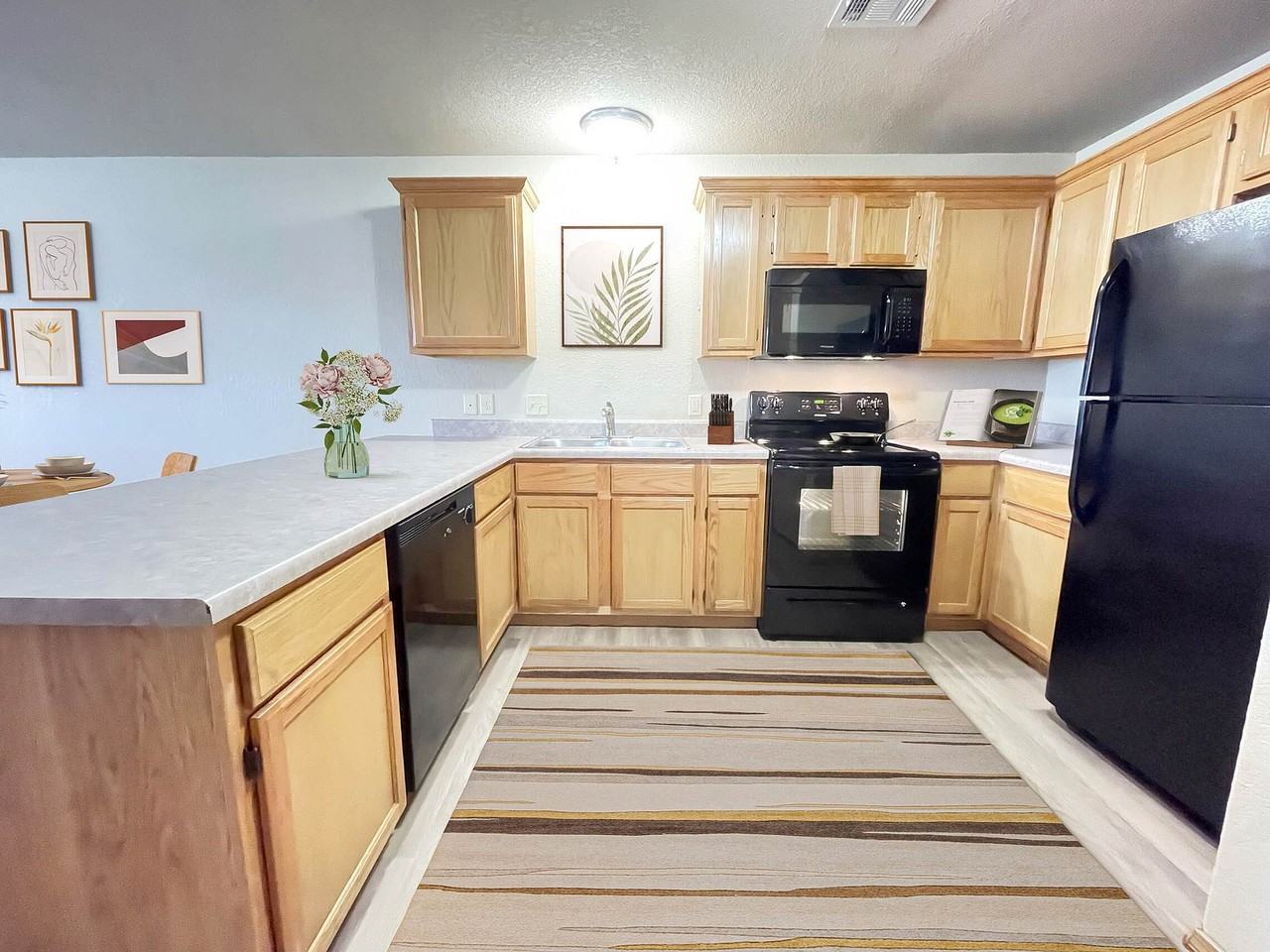 Pines at Southridge - Photo 4 of 22