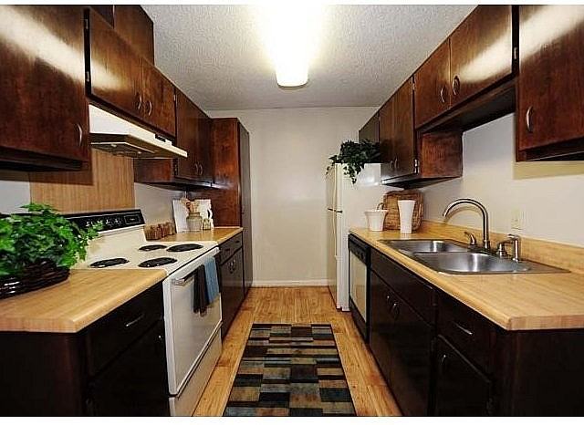 Wildwood - Photo 2 of 14