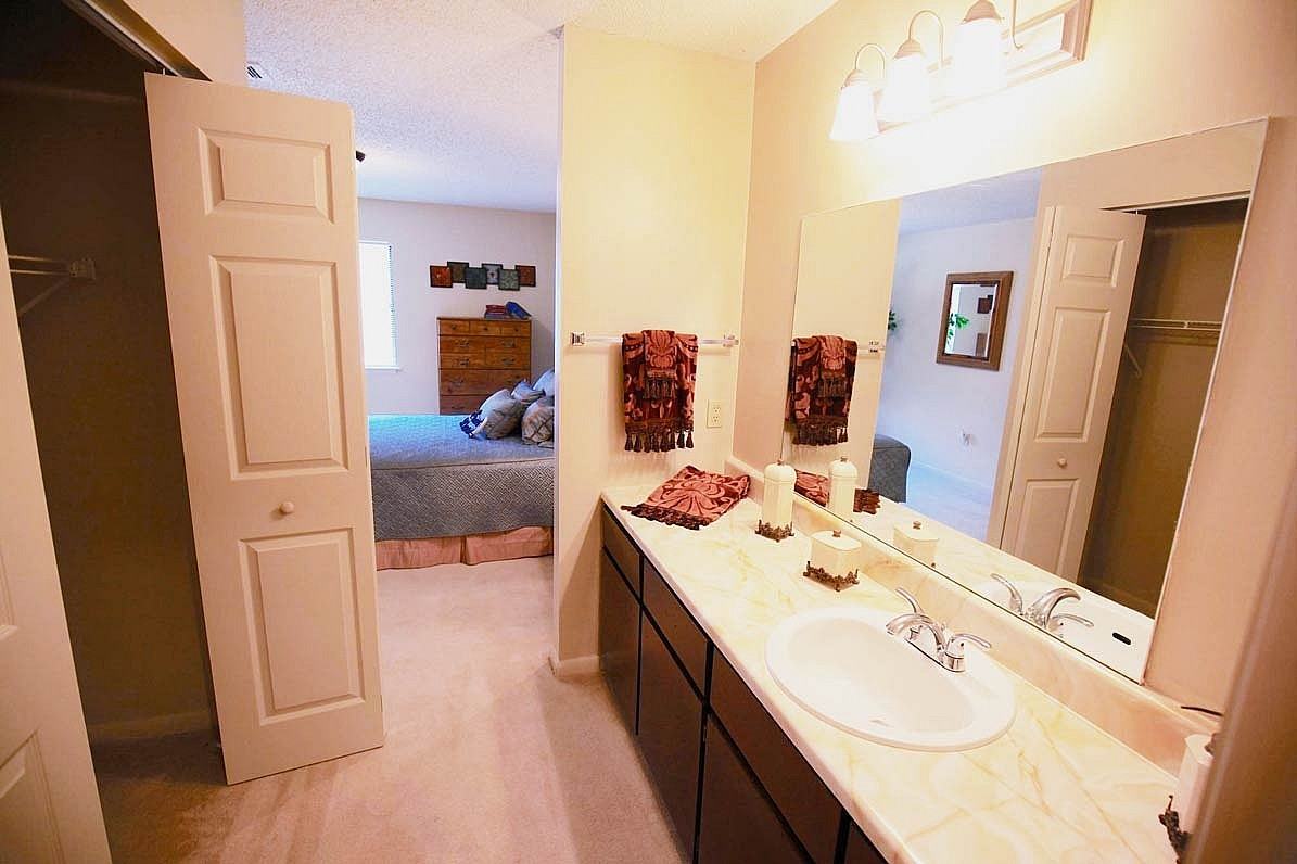 Wildwood - Photo 4 of 14