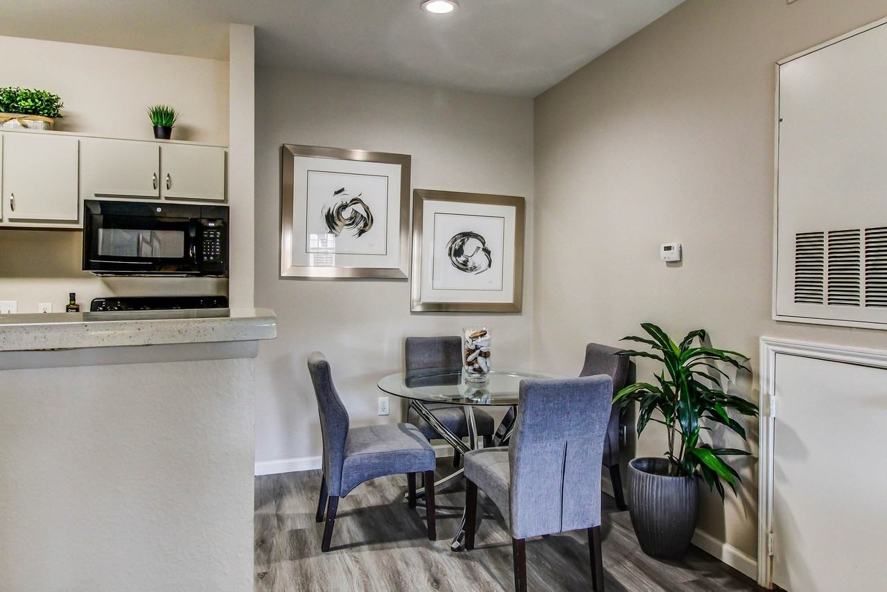 Lago Del Mar - Photo 4 of 17