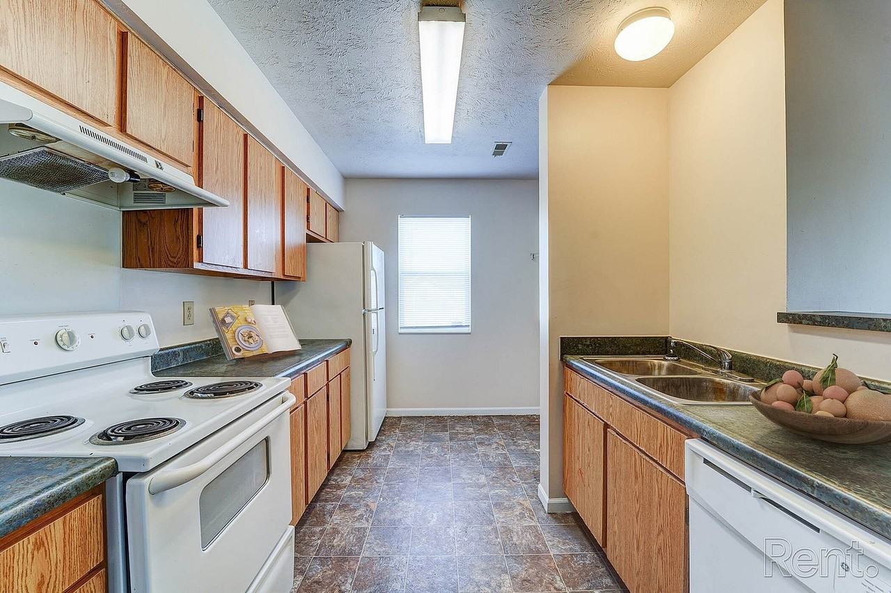 The Residences at Belleville Park I and II - Photo 3 of 20