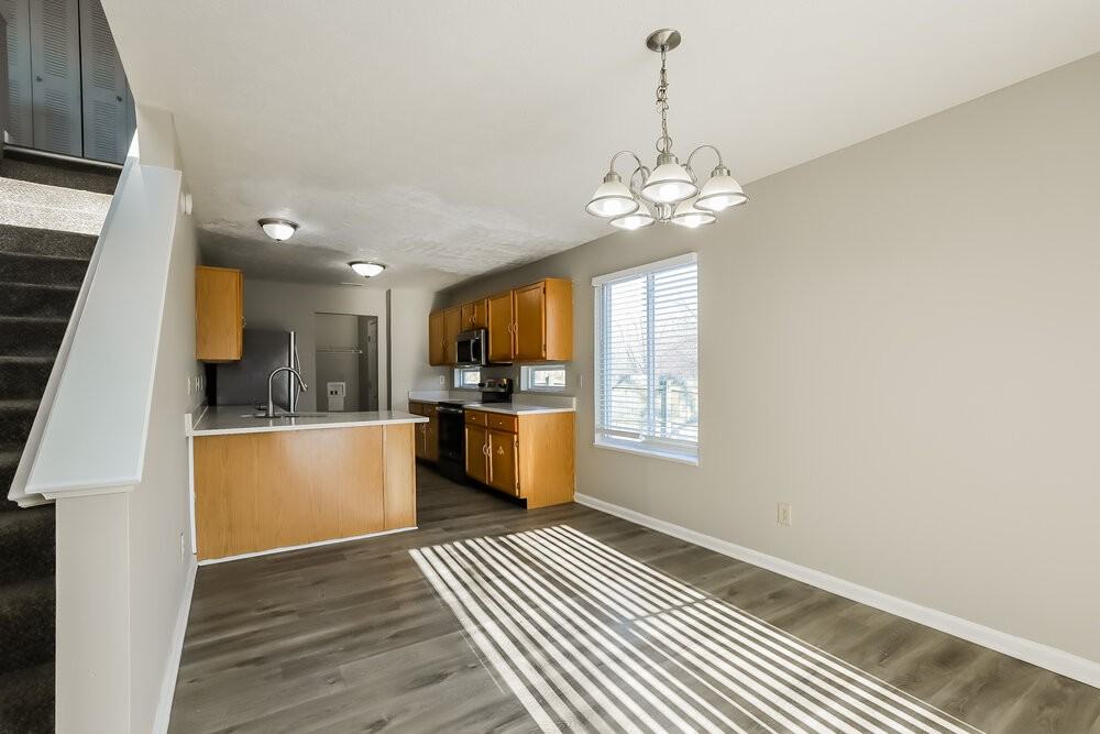 4615 Falcon Run Way - Photo 6 of 17