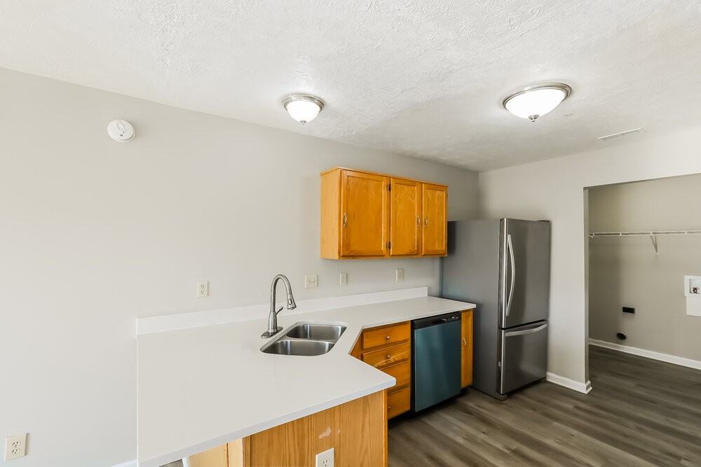 4615 Falcon Run Way - Photo 7 of 17