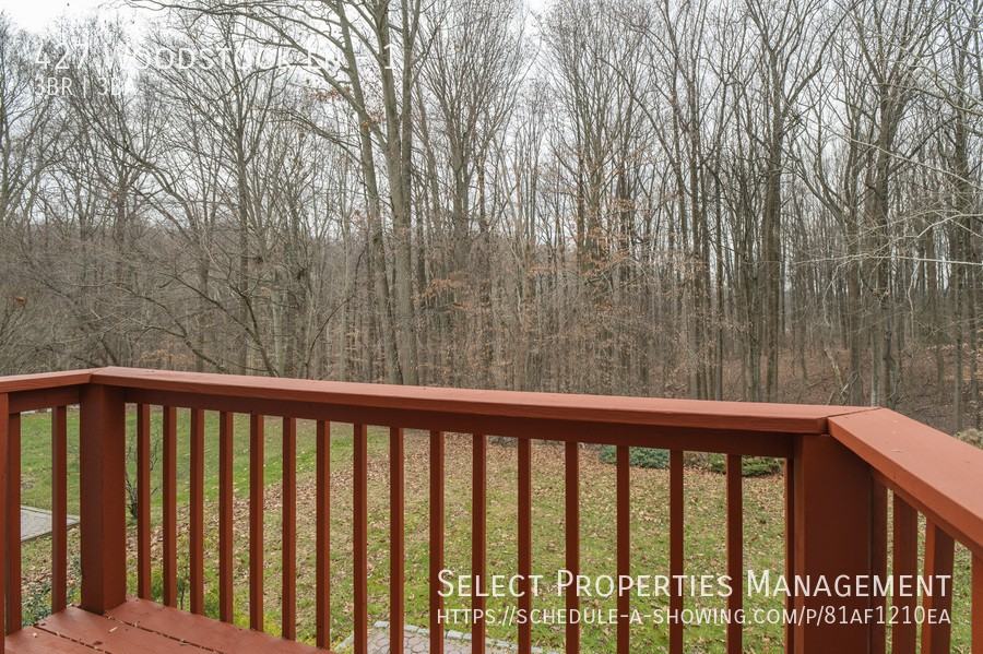 427 Woodstock Ln #1 - Photo 4 of 21