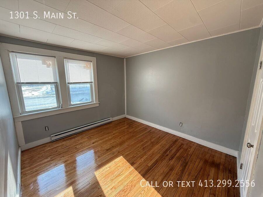 1301 S Main St - Photo 4 of 18