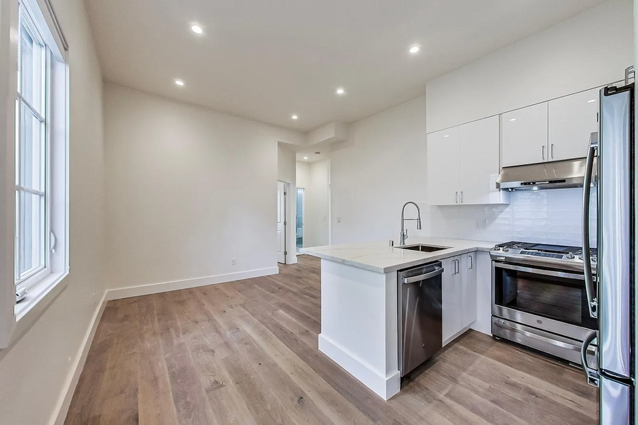 332 Fair Oaks St #01 - Photo 2 of 23