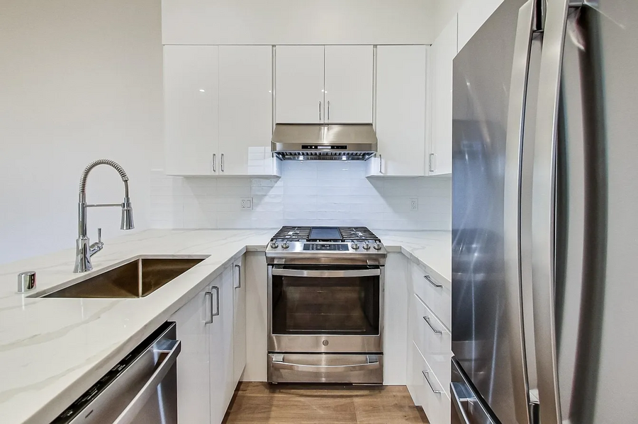 332 Fair Oaks St #01 - Photo 4 of 23