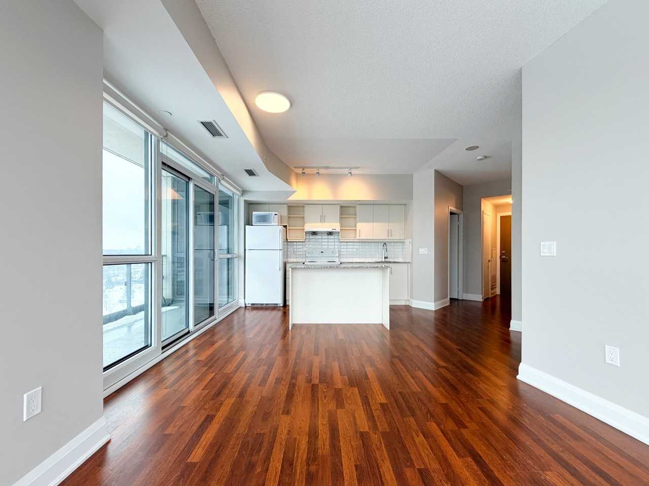 160 Vanderhoof Avenue #605 - Photo 7 of 19