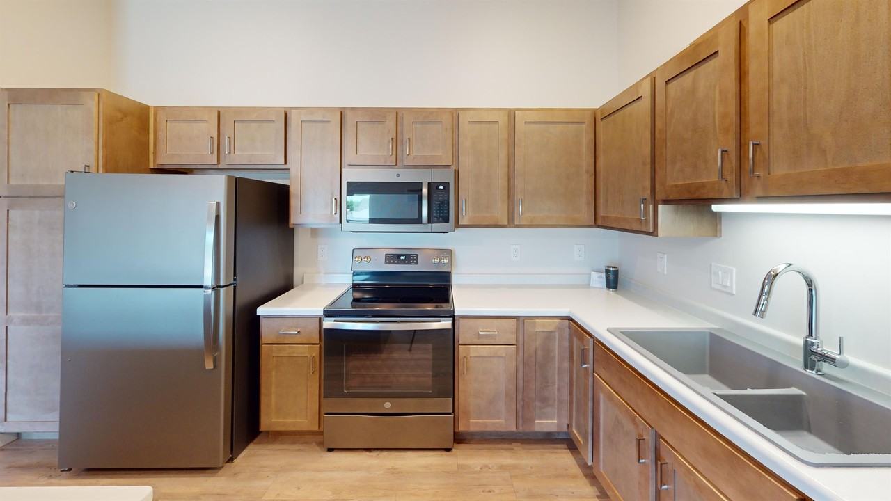 Avalon Apartments - Photo 3 of 8