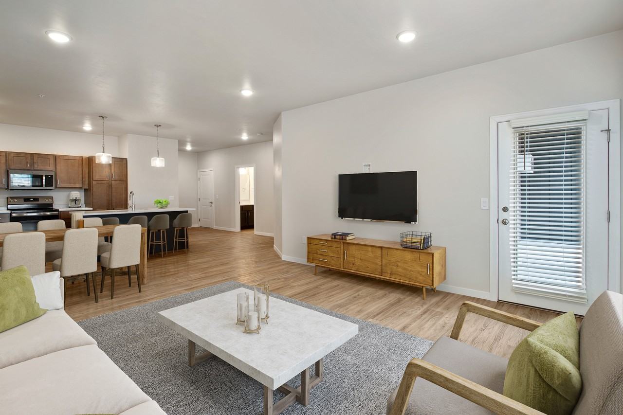 Avalon Apartments - Photo 5 of 8