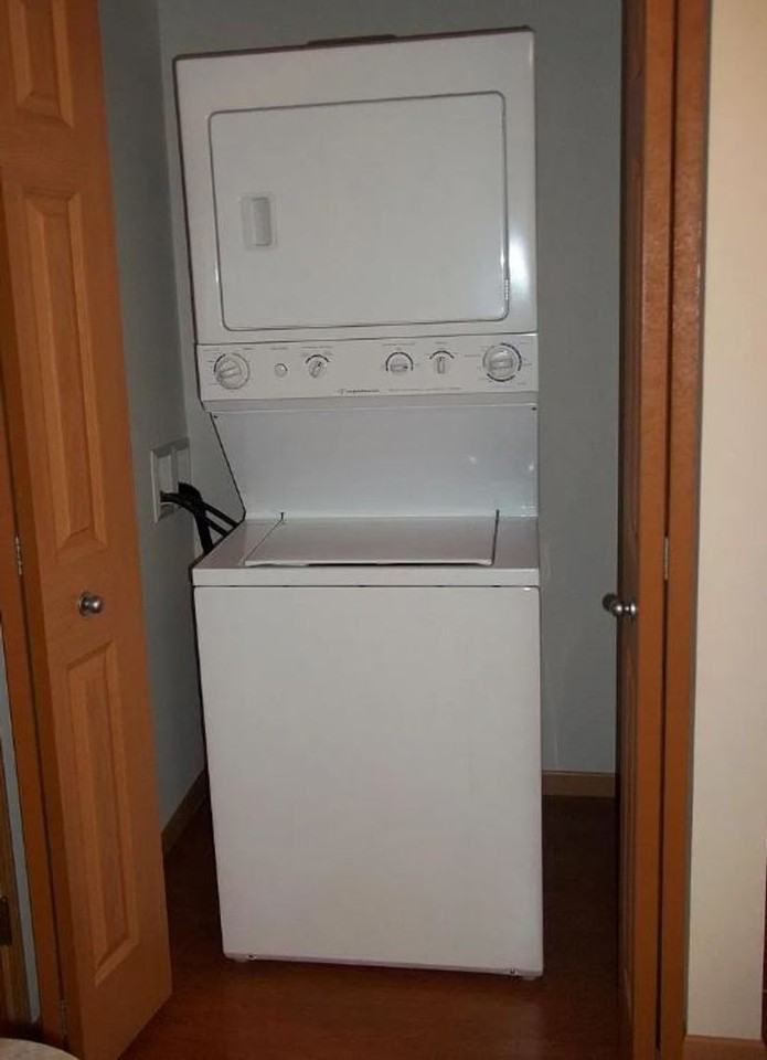 123 King St - Photo 3 of 10