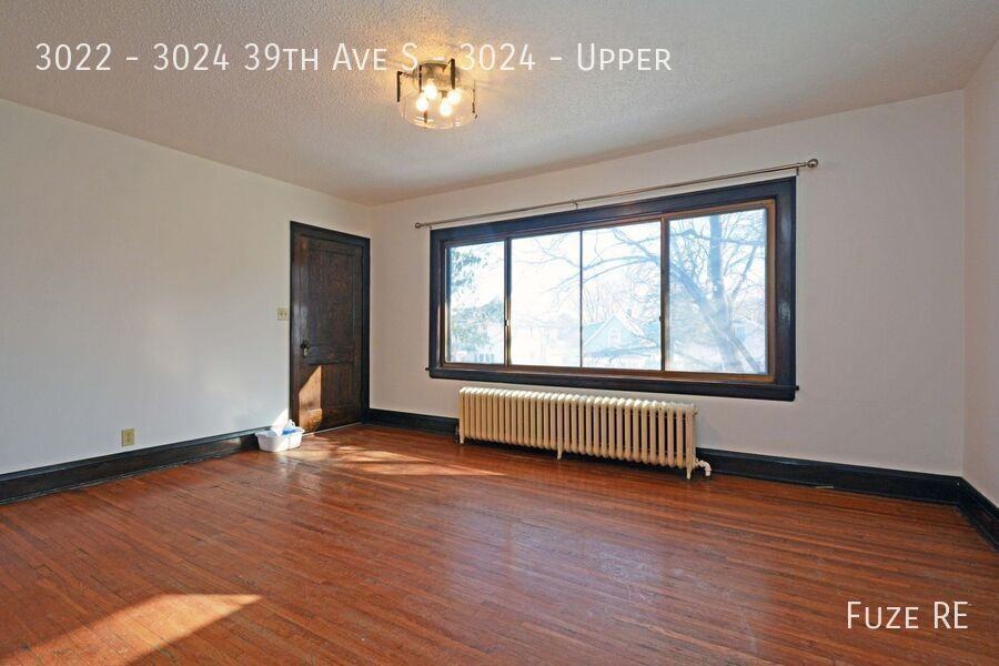 3022 - Photo 3 of 18