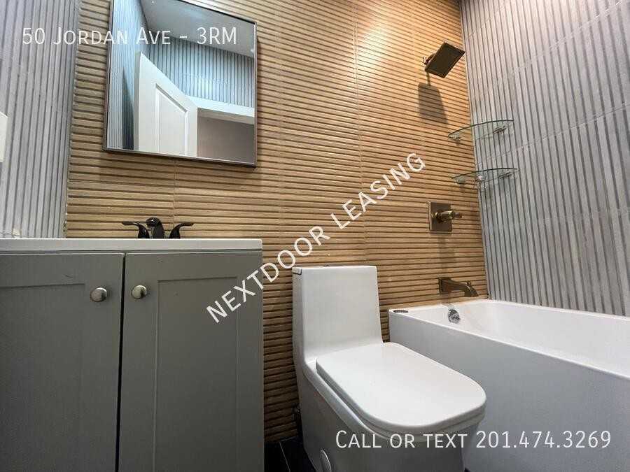 50 Jordan Ave #3RM - Photo 4 of 10